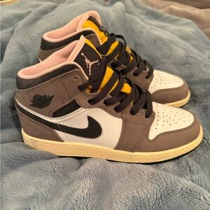 Nike Sneakers - Black, grey, White, and Yellow
